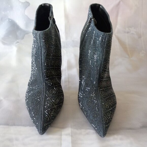 GUESS Fazzie Black Ankle Boots Stiletto Pointed Toe Size 9.5 NEW No Box - Picture 12 of 12